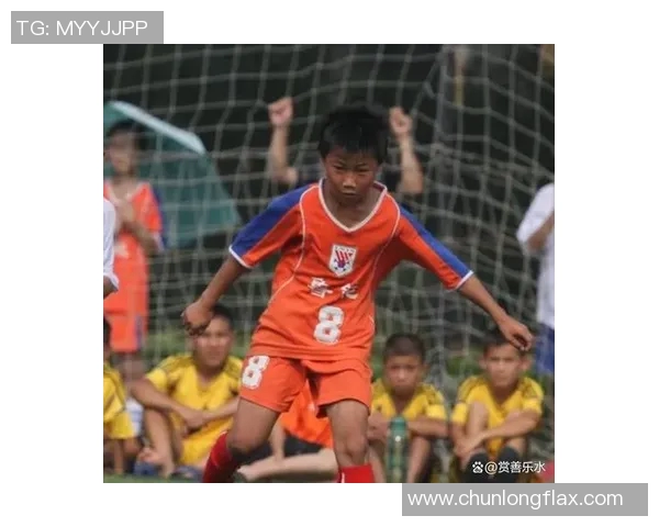 桂林市初中生足球球星崭露头角 引领校园足球新风潮 桂林市初中生足球球星崭露头角 引领校园足球新风潮